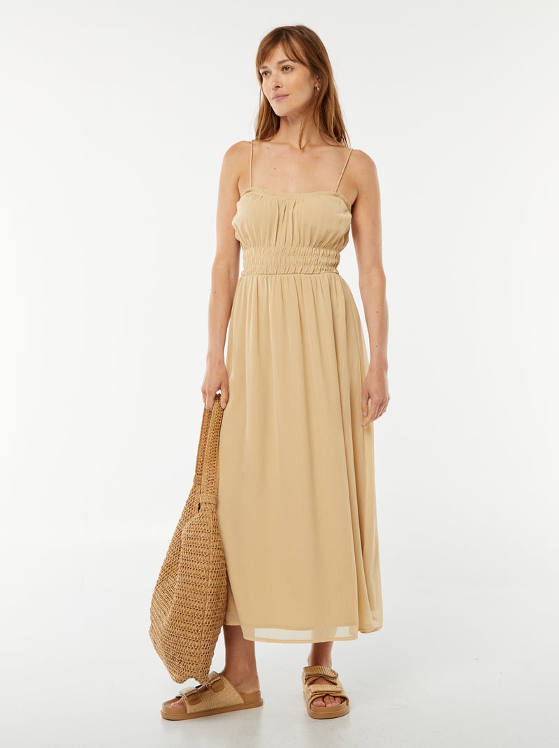 Robe midi smockée à fines bretelles Beige - Kiabi