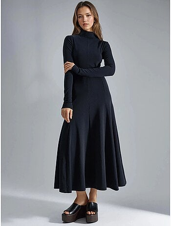 Robe midi trapèze à manches longues et col bateau busem