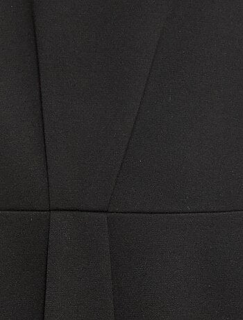 Robe Milano à la coupe évasée à manches courtes