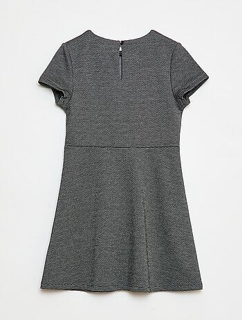 Robe Milano à la coupe évasée à manches courtes