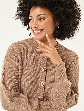 Robe pull avec boutons dorés