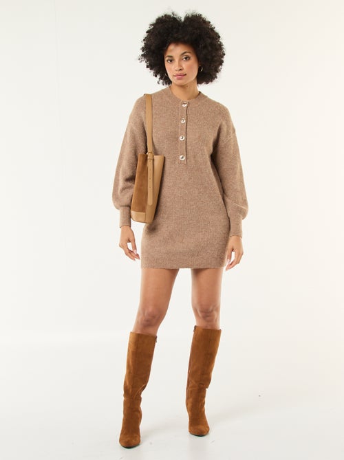 Robe pull avec boutons dorés - Kiabi