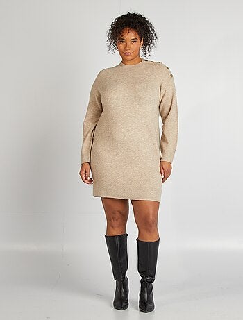 Robe pull avec boutons fantaisies