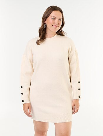 Robe pull avec manches boutonnées