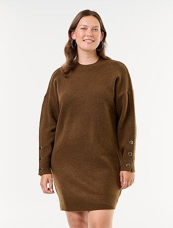 Robe pull avec manches boutonnées