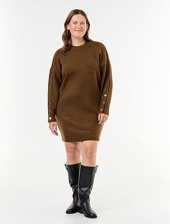 Robe pull avec manches boutonnées