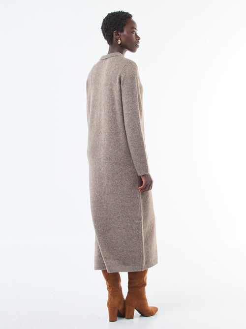 Robe pull longue avec col polo fantaisie - Kiabi