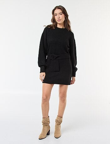 Robe pull manches longues avec ceinture