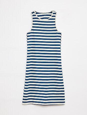 Robe sans manches ouverte dans le dos