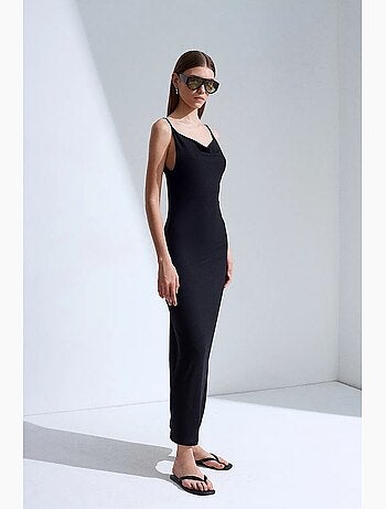 Robe slip midi sans manches dilvin