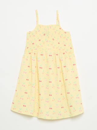 Robe smockée à fines bretelles