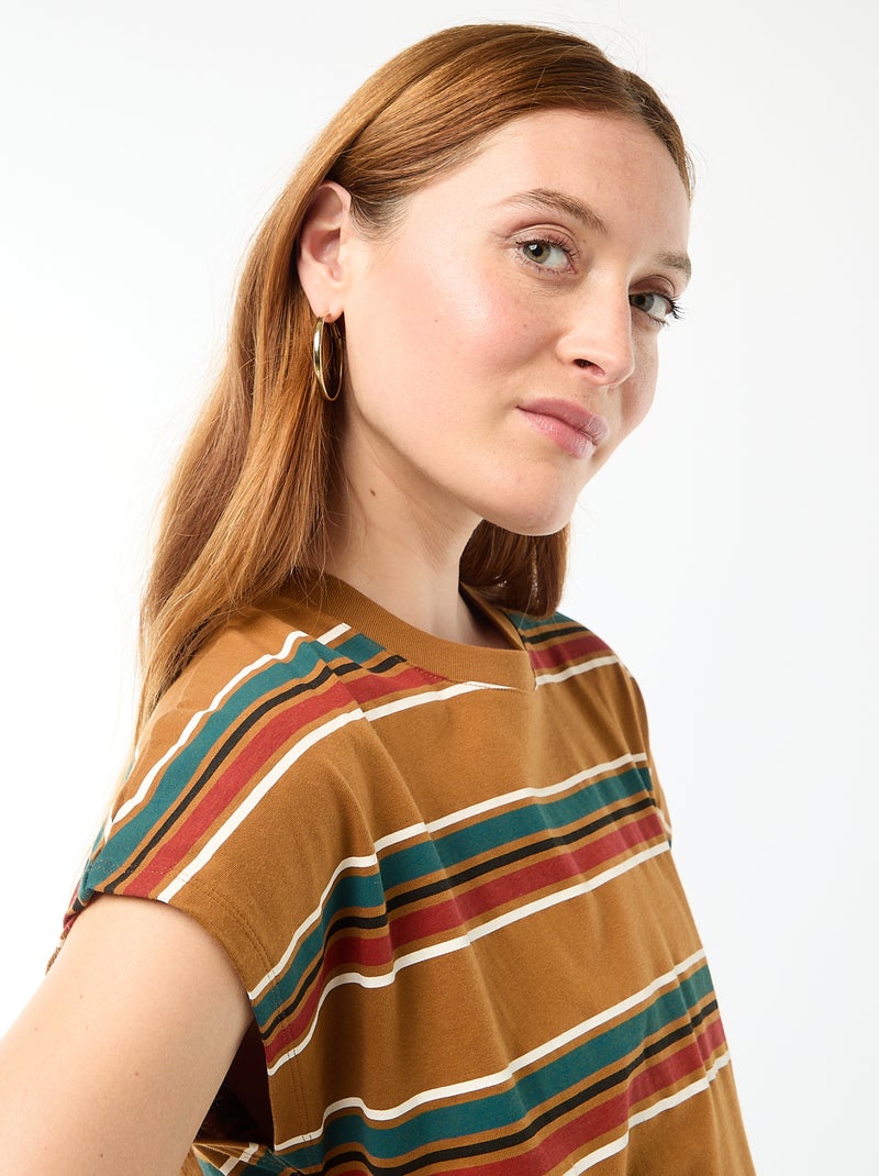 Robe t-shirt à manches courtes Marron - Kiabi