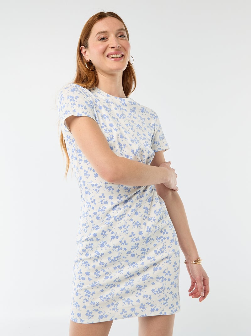 Robe t-shirt courte avec nœud fantaisie Beige - Kiabi