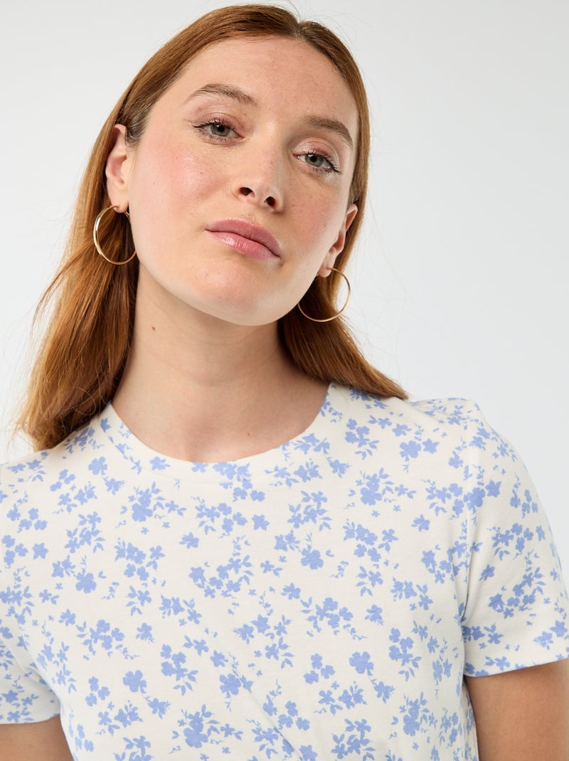 Robe t-shirt courte avec nœud fantaisie Beige - Kiabi