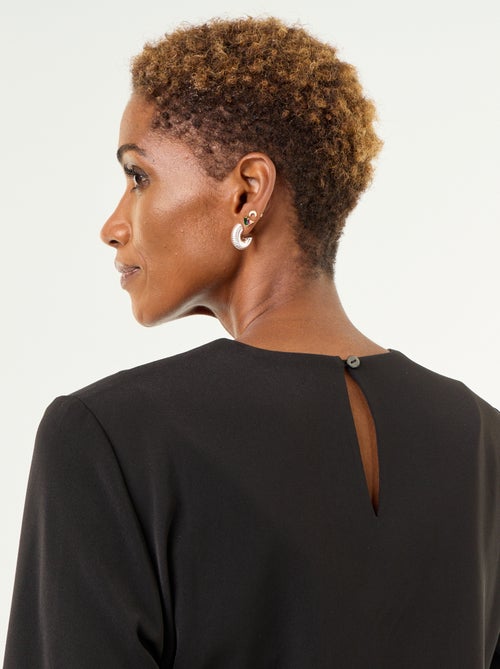 Robe unie avec détails dorés - Kiabi