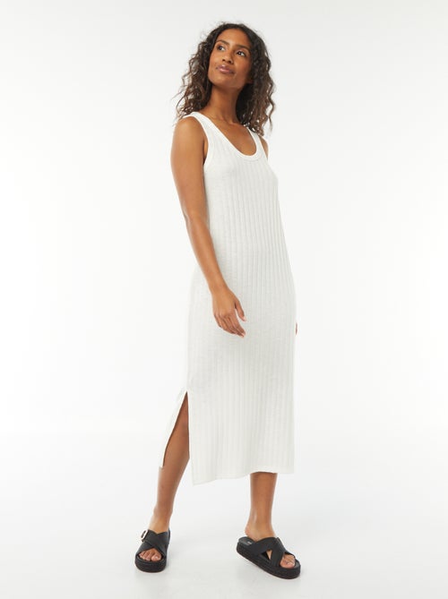 Robe unie sans manches - Kiabi