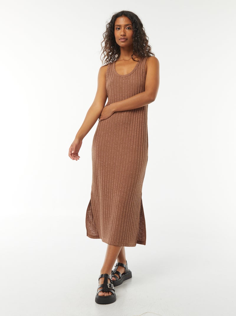 Robe unie sans manches Marron - Kiabi