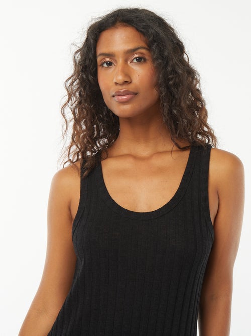 Robe unie sans manches - Kiabi