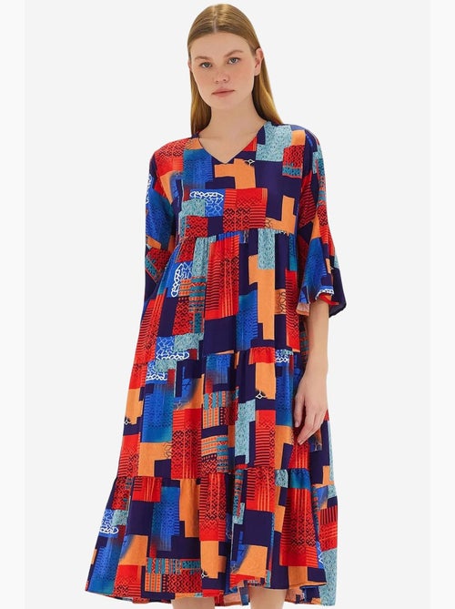 Rode koningsblauwe viscose jurk met korte mouwen en patroon bdart - Kiabi Rode koningsblauwe viscose jurk met korte mouwen en patroon bdart - Kiabi
