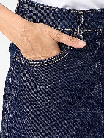 Rokbroek van ongewassen denim