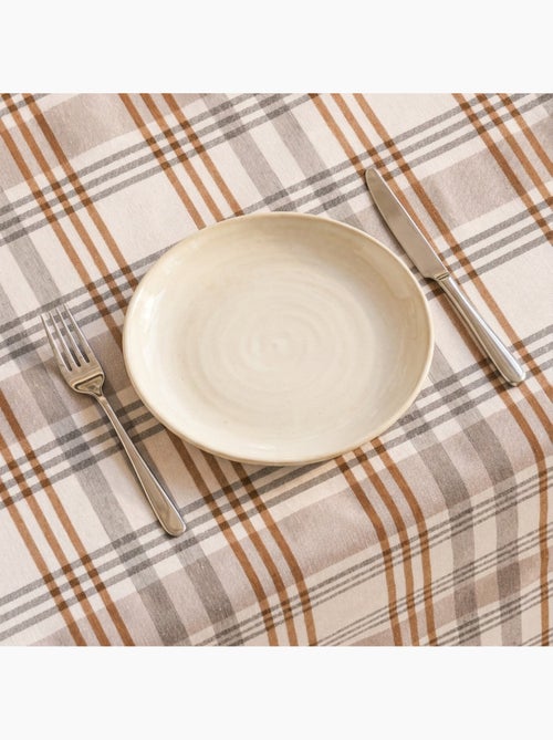 Rond vlekbestendig tafelkleed met tartandessin, natuurlijke touch en valling - Gamusi. - Kiabi Rond vlekbestendig tafelkleed met tartandessin, natuurlijke touch en valling - Gamusi. - Kiabi