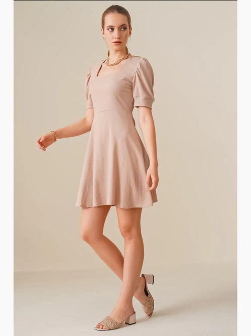 Rosewood vierkante hals gebreide mini-jurk bdart - Kiabi Rosewood vierkante hals gebreide mini-jurk bdart - Kiabi