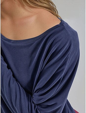 Ruimvallende blouse met boothals busem