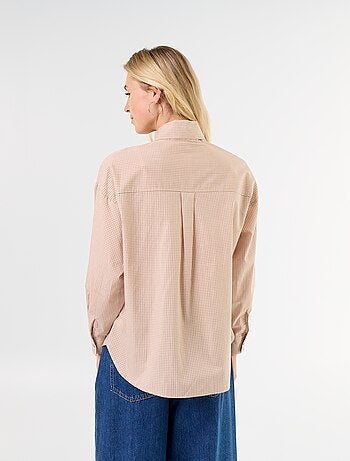 Ruimvallende blouse met lange mouwen en lavallièrekraag