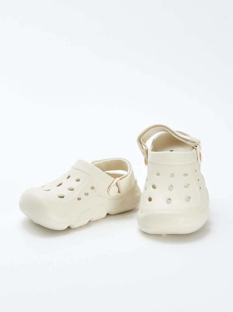 Sabots en plastique moulé à scratch beige - Kiabi