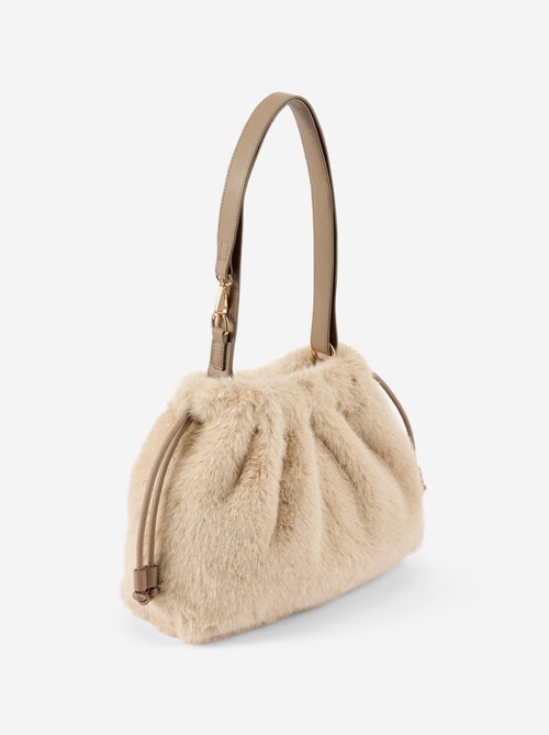 Sac forme bourse en maille poilue - Kiabi Sac forme bourse en maille poilue - Kiabi