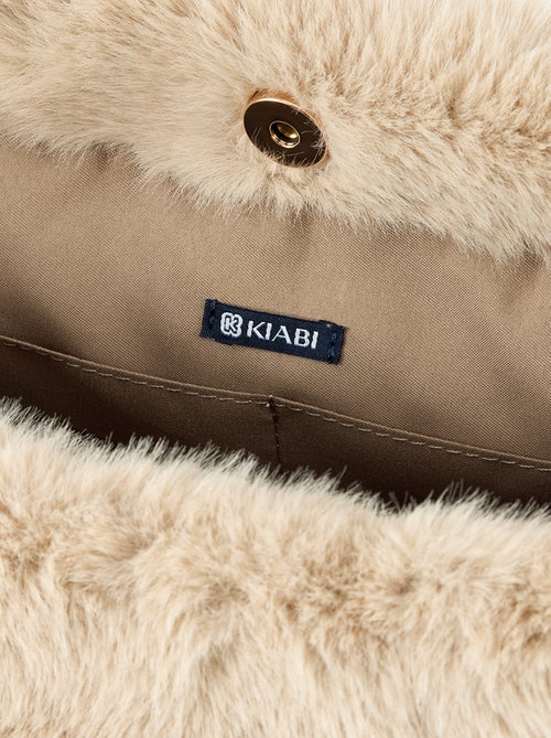 Sac forme bourse en maille poilue - Kiabi Sac forme bourse en maille poilue - Kiabi