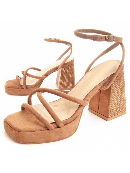 Sandale à Talons Matériel Synthétique Montevita - Kiabi Sandale à Talons Matériel Synthétique Montevita - Kiabi