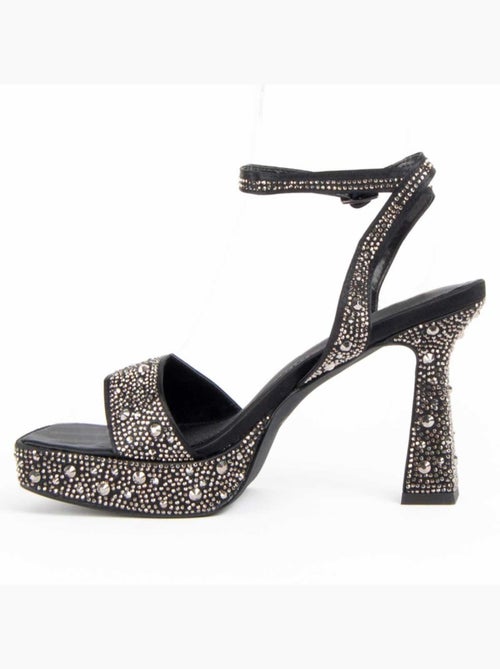Sandale à Talons Matière Synthétique Et Textile Montevita - Kiabi Sandale à Talons Matière Synthétique Et Textile Montevita - Kiabi