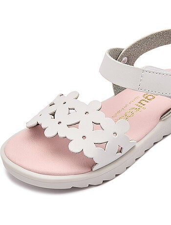 Sandalen conguitos diseño floral flor
