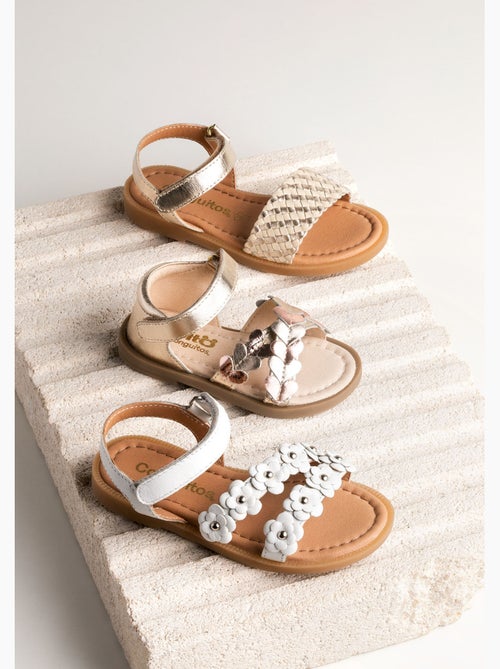 Sandalen conguitos metalizado metalizadas - Kiabi Sandalen conguitos metalizado metalizadas - Kiabi