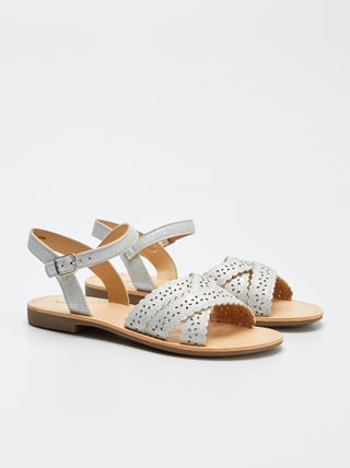 Sandalen met ajourbandjes