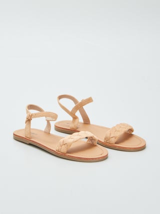 Sandalen met gevlochten bandje