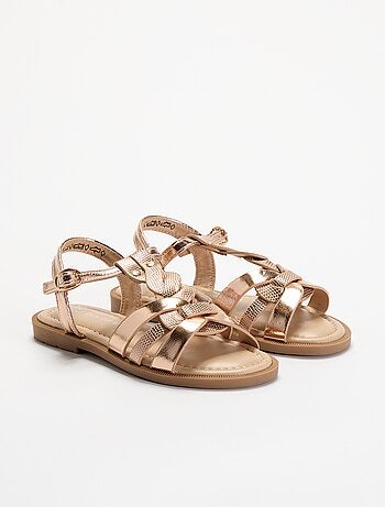 Sandalen met gevlochten bandjes