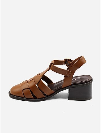 Sandalen met hak kruisband