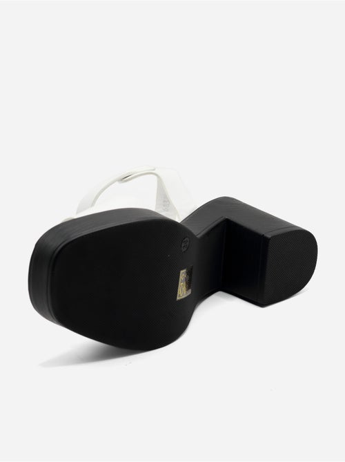 Sandalen met hak kruisband - Kiabi Sandalen met hak kruisband - Kiabi