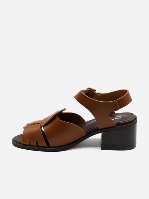 Sandalen met hak, riempje en gesp - Kiabi Sandalen met hak, riempje en gesp - Kiabi