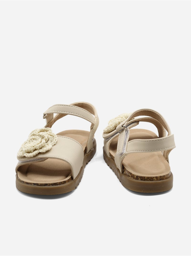 Sandalen met klittenband Beige - Kiabi