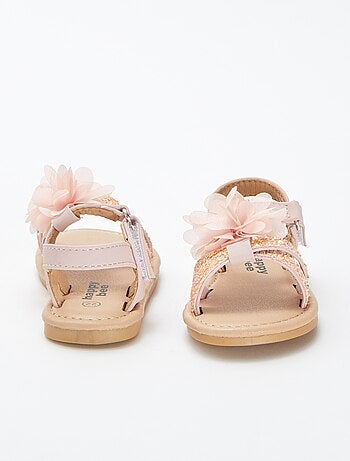 Sandalen met pailletten en stoffen bloem