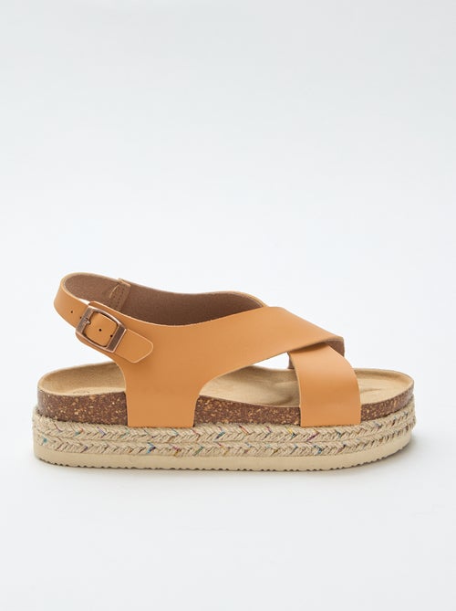 Sandalen met plateauzolen en gekruiste bandjes - Kiabi