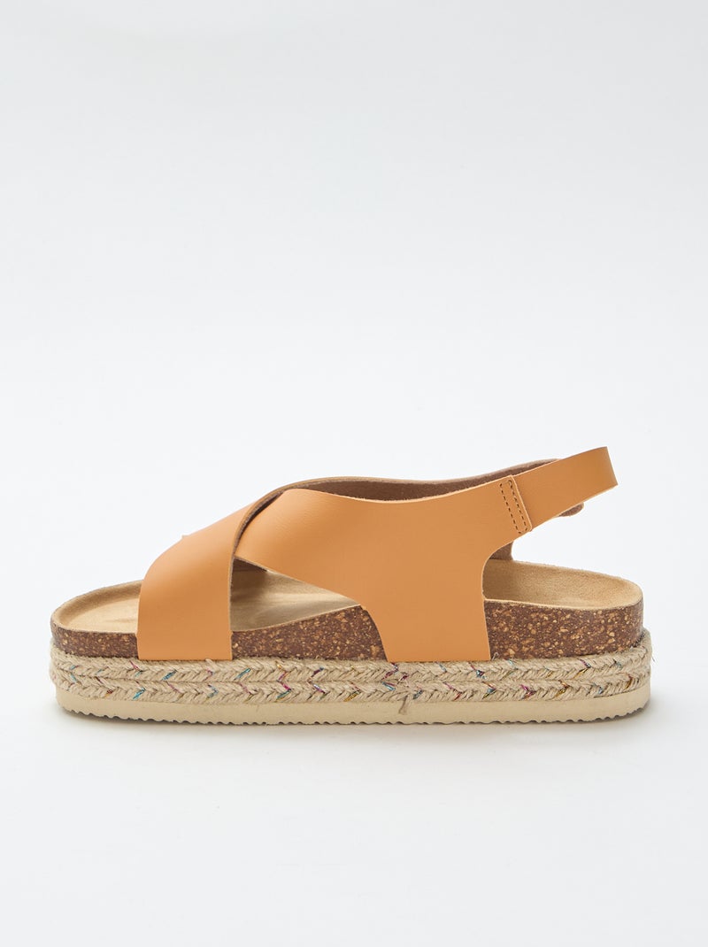 Sandalen met plateauzolen en gekruiste bandjes Bruin - Kiabi