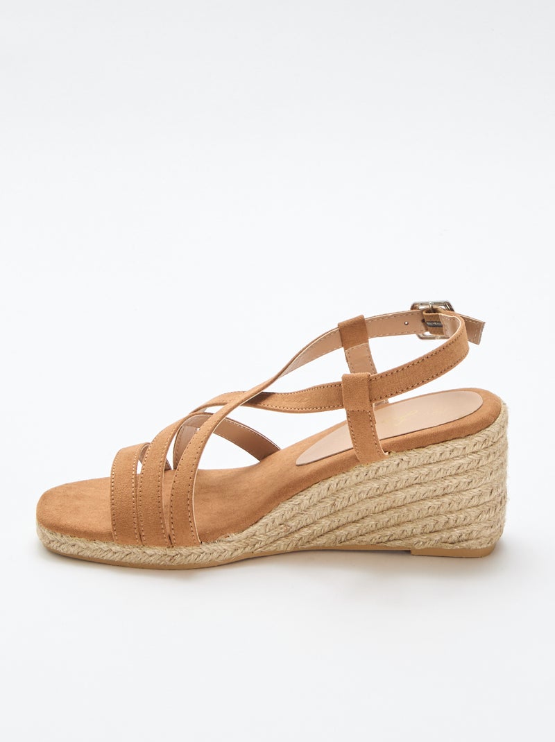 Sandalen met sleehak Bruin - Kiabi