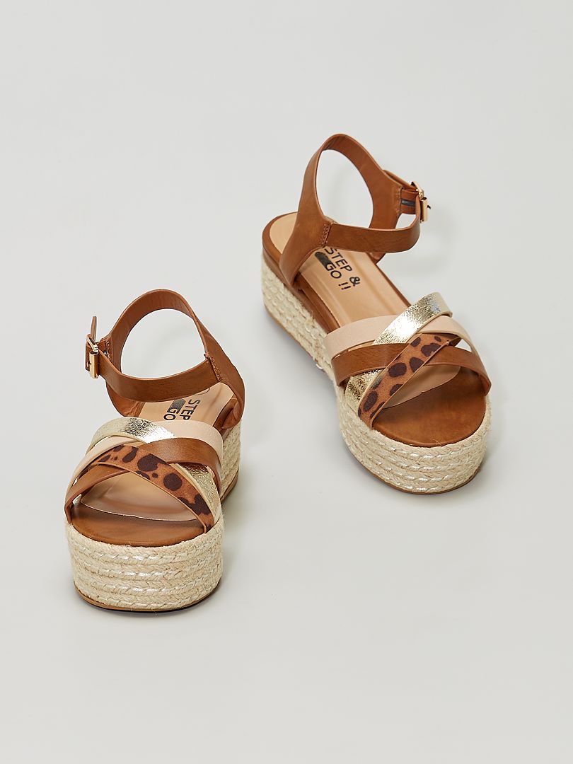 Sandalen met sleehak - khaki grijs - Kiabi - 22.00€