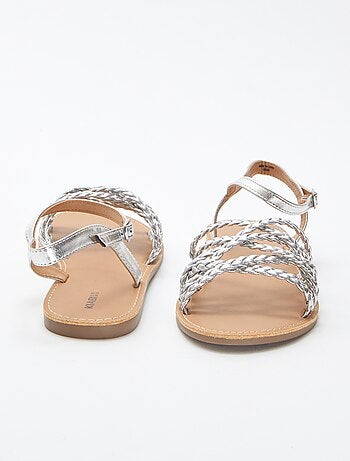 Sandalen van imitatieleer met gevlochten bandjes