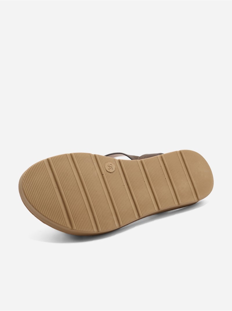 Sandales à boucle Marron - Kiabi
