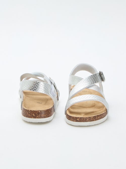 Sandales à brides croisées - Kiabi